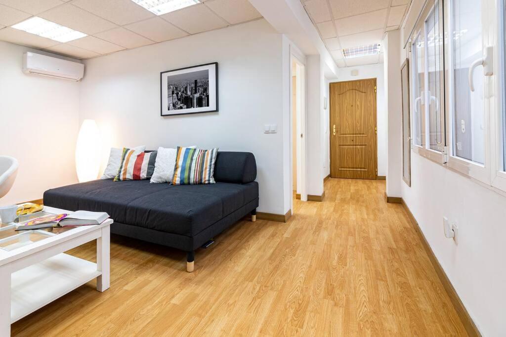 Arriola F Freshapartments Малага Екстер'єр фото